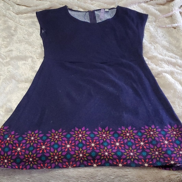 Cute dress! - Picture 1 of 11